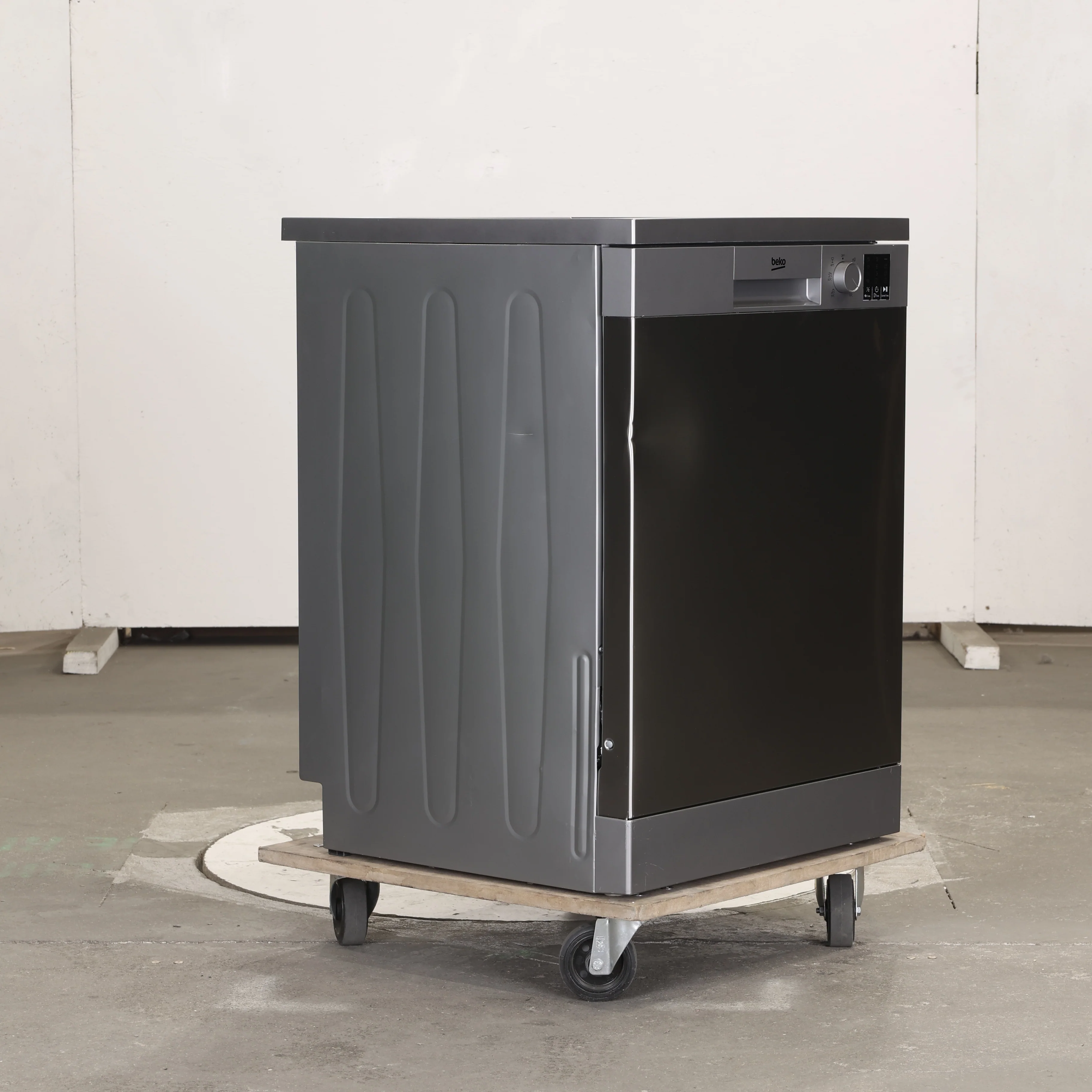 Lave-vaisselle Pose Libre 14 couverts Reconditionné BEKO DVN06430X - Image 3
