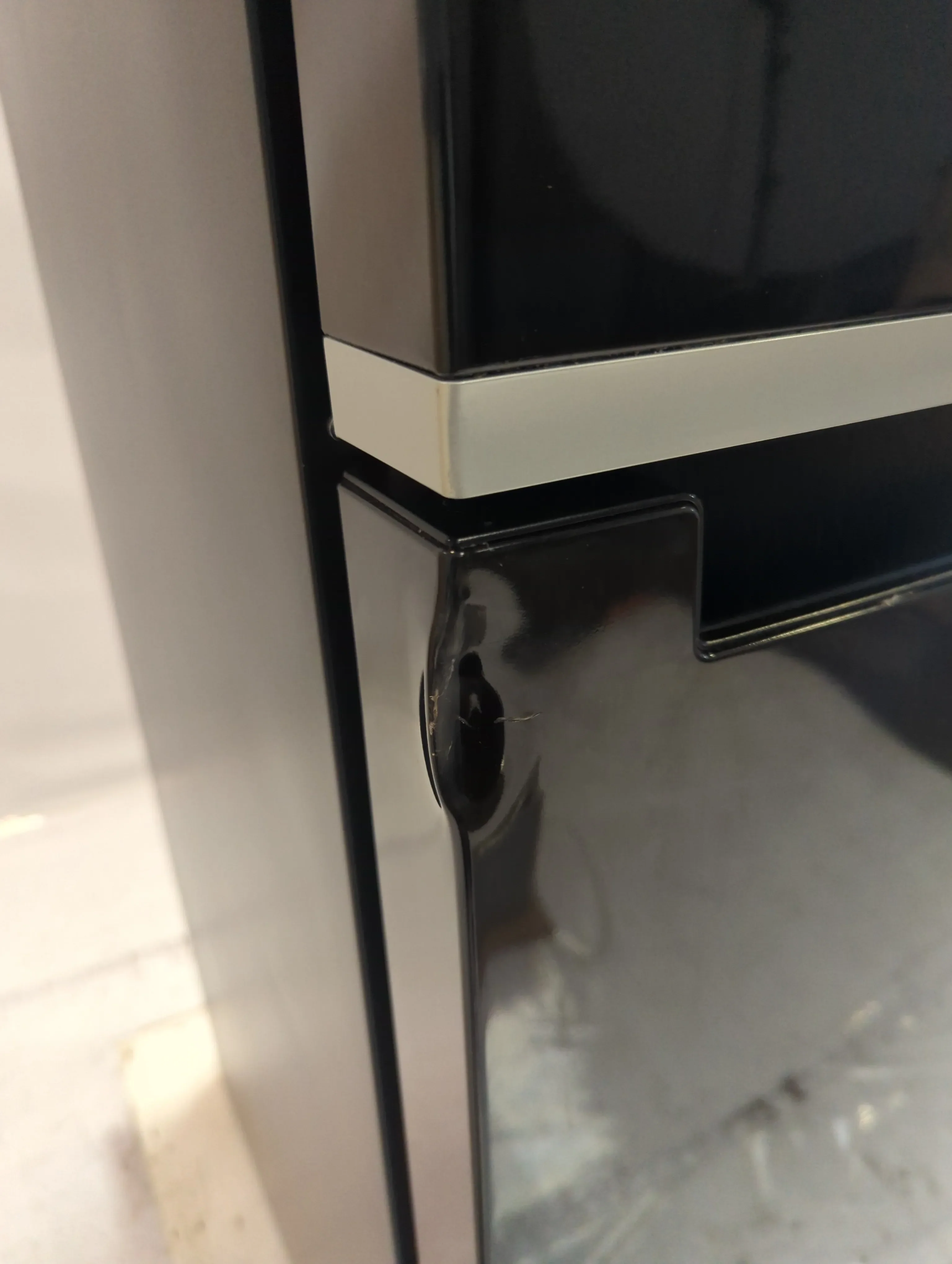Réfrigérateur Avec Congélateur 335 L Reconditionné WHIRLPOOL W7X 82O K - Image 5